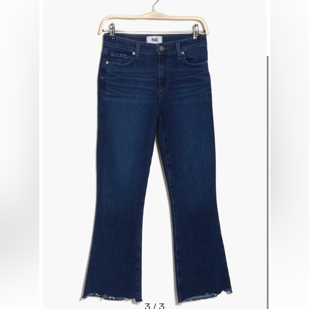 PAIGE Rory Raw Hem Crop Flare Jeans

Abilene Distressed - Picture 3 of 3